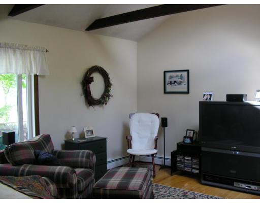 1 Holmes St, Beverly, MA 01915 photo 8