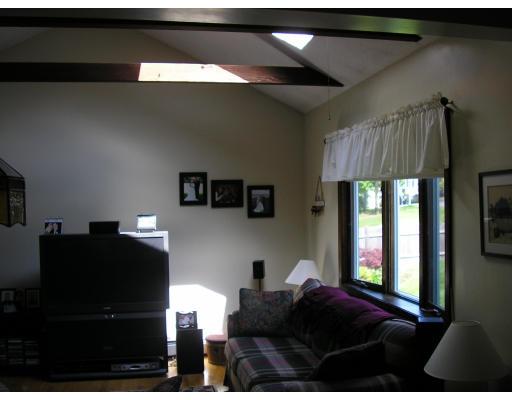1 Holmes St, Beverly, MA 01915 photo 7