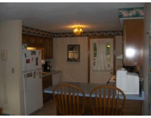 8 Burke Ln, Sutton, MA 01590 photo 4