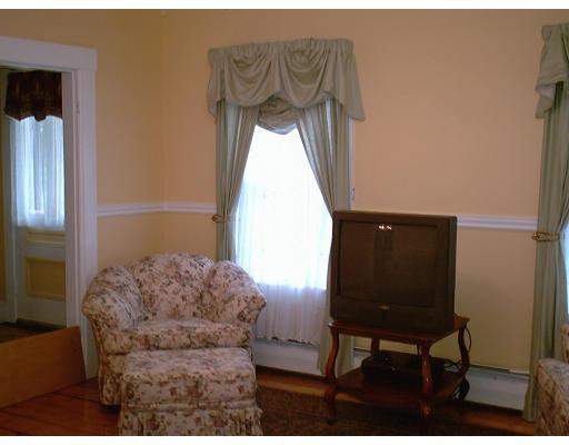 40 High St, Warren, MA 01083 photo 4