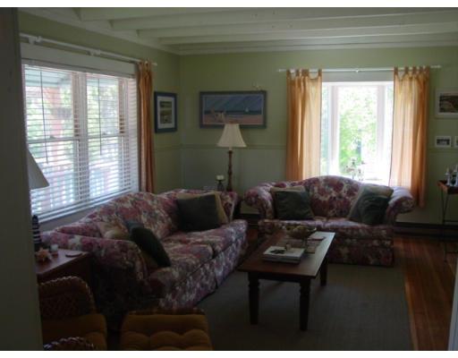 3 Pecan St, Buzzards Bay, MA 02532 photo 4