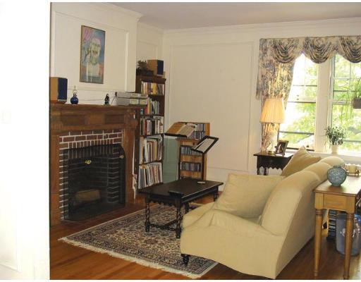 10 Lanark Rd #5, Brookline, MA 02445 photo 2
