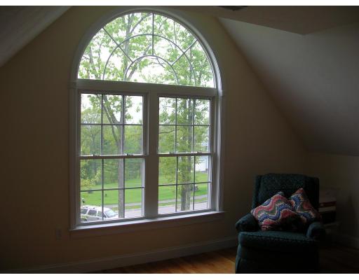 116 Fall Ln, Franklin, MA 02038 photo 9