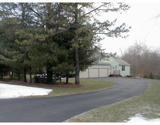 26 King Phillip Path, Mendon, MA 01756 photo 2