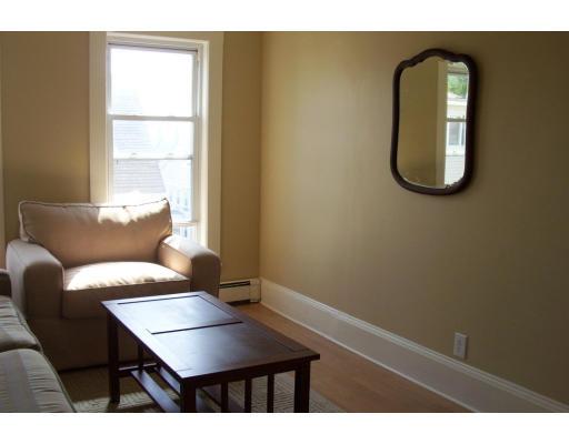 31 Chestnut St #2, Gloucester, MA 01930 photo 9