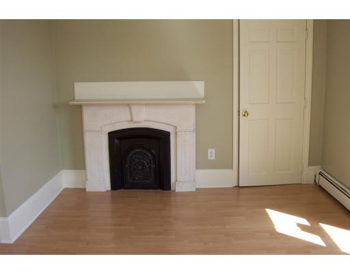 31 Chestnut St #2, Gloucester, MA 01930 photo 5