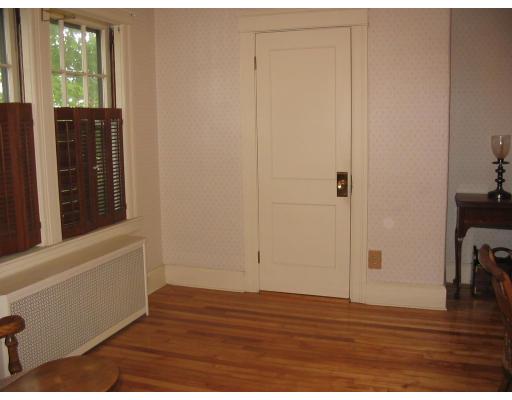 8 Rollinson Rd, Worcester, MA 01606 photo 5