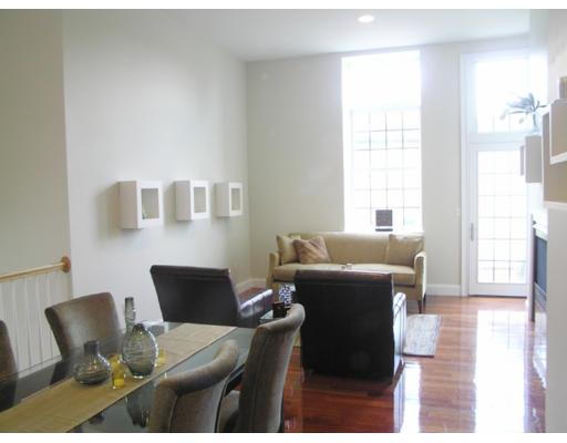 13 Forest St #C, Wellesley, MA 02481 photo 3