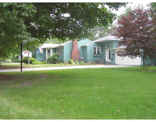 7 Munroe Ave, Reading, MA 01867 photo 1