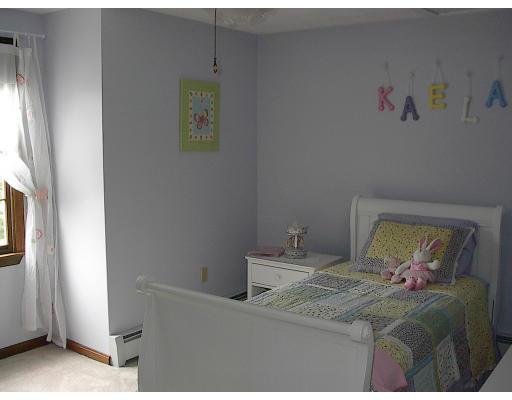115 Howard St, Reading, MA 01867 photo 7
