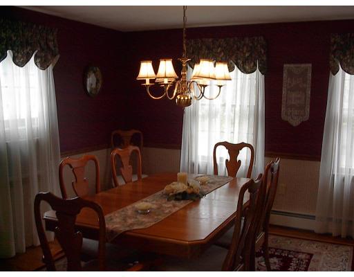 115 Howard St, Reading, MA 01867 photo 11