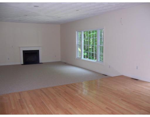 25 Squirrel Hill Rd, Acton, MA 01720 photo 4