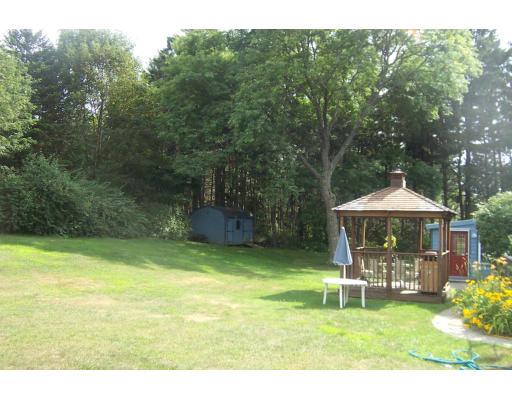 1 Hickory Ln, Danvers, MA 01923 photo 3