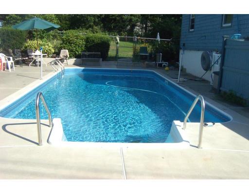 1 Hickory Ln, Danvers, MA 01923 photo 7