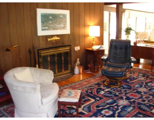 12 Flint St, Marblehead, MA 01945 photo 10