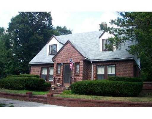 24 Ocean St, Beverly, MA 01915 photo 1