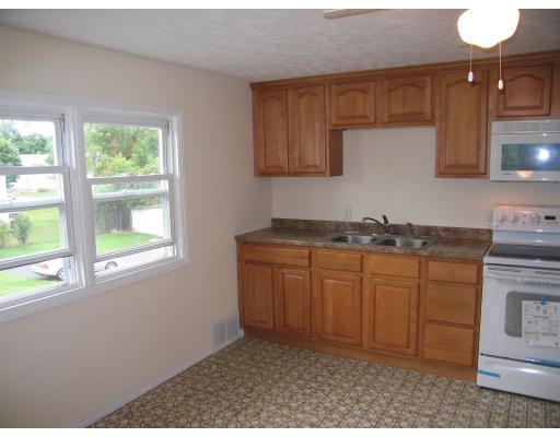 12 Vecchia #C, Webster, MA 01570 photo 3
