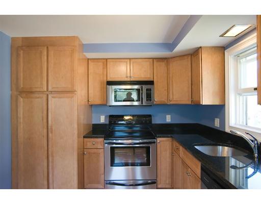 88 Delmont Ave #D, Worcester, MA 01604 photo 2