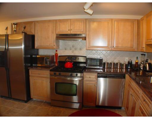 905 Locust St #8, Fall River, MA 02720 photo 4