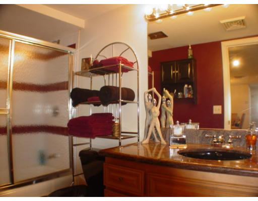 905 Locust St #8, Fall River, MA 02720 photo 5