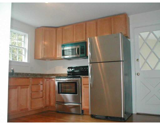 158 E Main St #3, Gloucester, MA 01930 photo 2