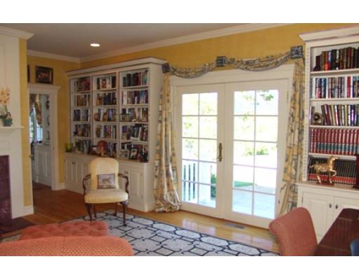 128 Popes Ln, Hingham, MA 02043 photo 9