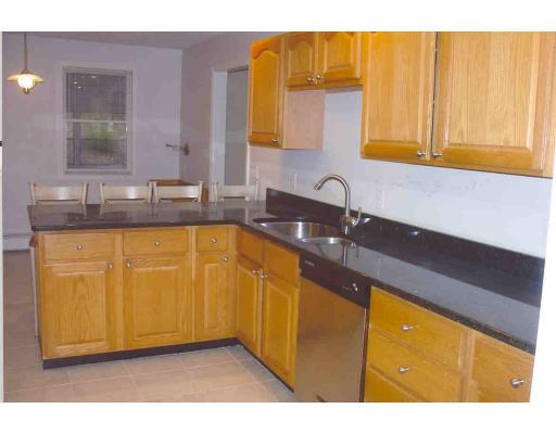 12 Longview Ave, Webster, MA 01570 photo 3