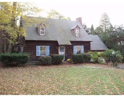 5 Longfellow Rd, Wellesley, MA 02481 photo 1