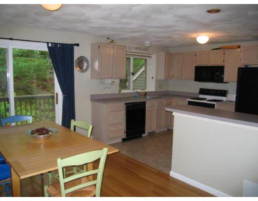 22 Deer Path #2, Maynard, MA 01754 photo 4