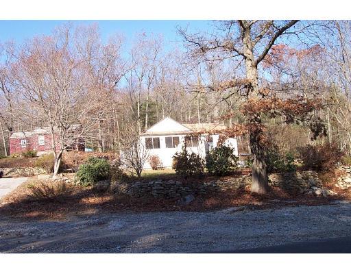 105 Whitins Rd, Sutton, MA 01590 photo 2