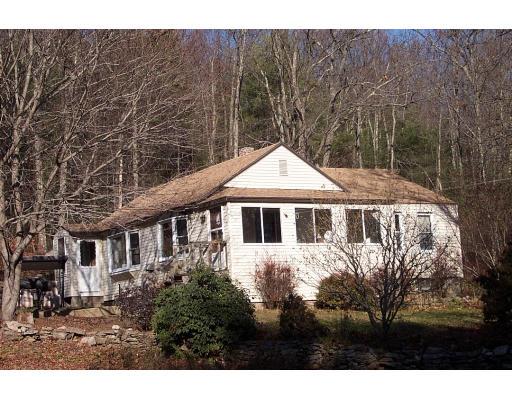 105 Whitins Rd, Sutton, MA 01590 photo 1
