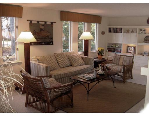 9 Periwinkle Ln, Mashpee, MA 02649 photo 2