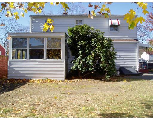 291 El Paso St, Springfield, MA 01104 photo 3