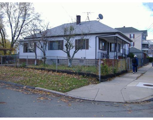 371 Brayton Ave, Fall River, MA 02721 photo 2