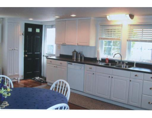 159 Spring St, Marion, MA 02738 photo 4
