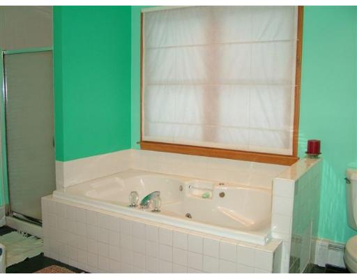 3 Oak Knl, Worcester, MA 01609 photo 11