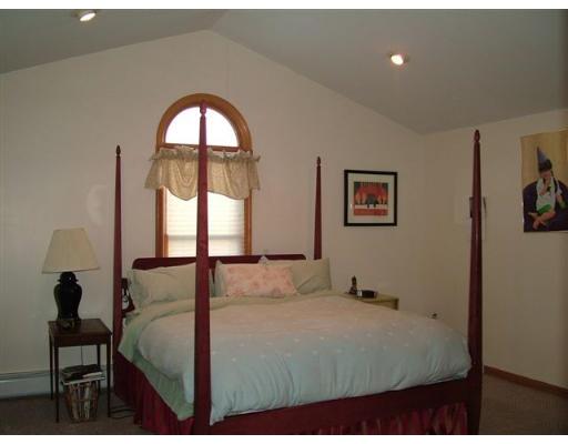 3 Oak Knl, Worcester, MA 01609 photo 10