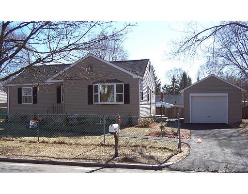 191 Cherokee Dr, Springfield, MA 01109 photo 1