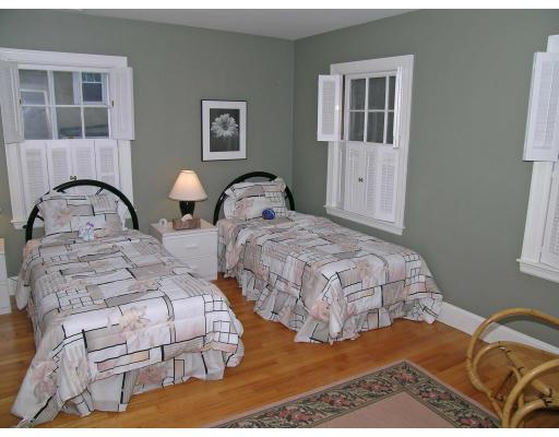 72 Sumner Rd, Brookline, MA 02445 photo 9