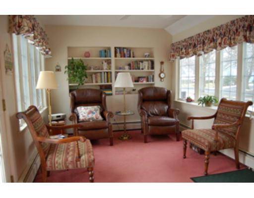 7 Shetland Rd, Danvers, MA 01923 photo 3