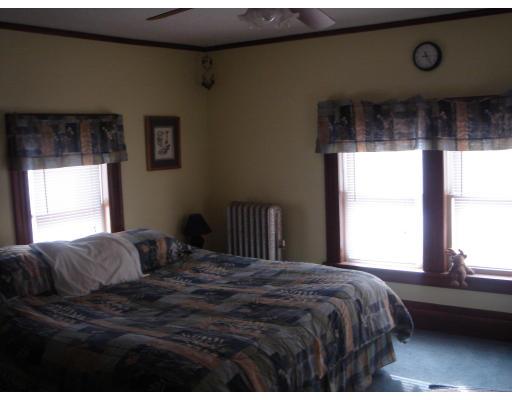 21 Prospect St, Ware, MA 01082 photo 12