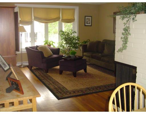 15 Bourn Ave, Hampton, NH 03842 photo 2