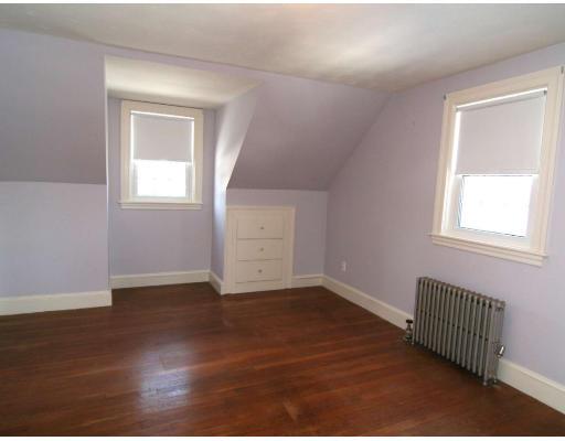 77 High St, Stoneham, MA 02180 photo 6