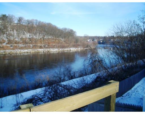 222 Stackpole St # 9, Lowell, MA 01850 photo 4