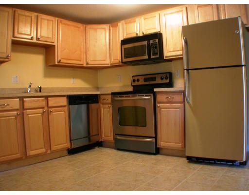 222 Stackpole St # 9, Lowell, MA 01850 photo 2