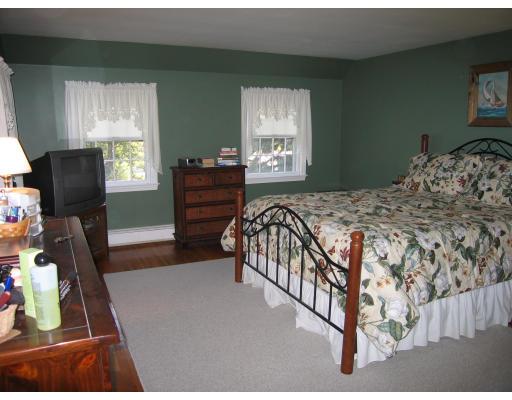 6 Juniper Cir, Walpole, MA 02081 photo 8