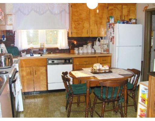 44 Massachusetts Ave, Danvers, MA 01923 photo 3