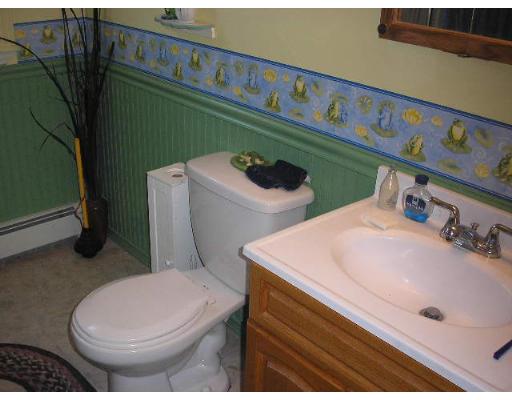 37 Julia Ave, Chicopee, MA 01020 photo 2