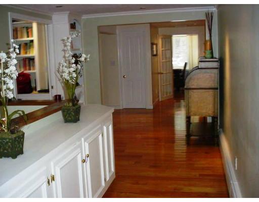 29 Needhamdale Rd, Needham, MA 02492 photo 6