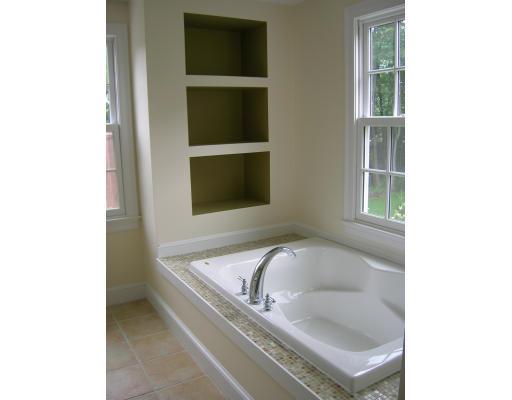 46 Cottage St, Hingham, MA 02043 photo 14